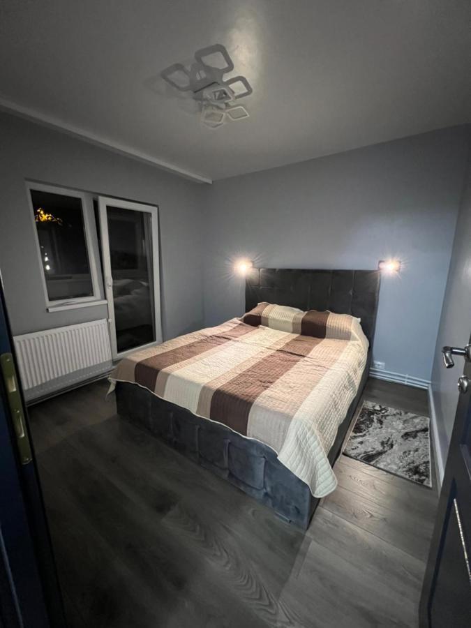 The Urban Hub 2 Apartment Iasi Exterior photo