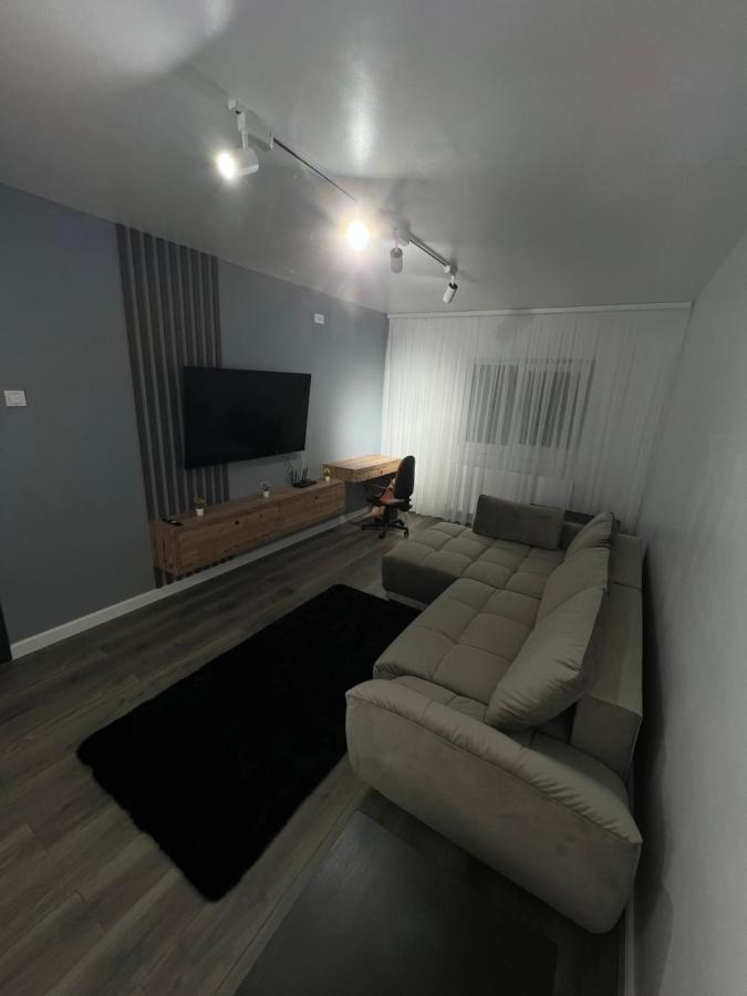 The Urban Hub 2 Apartment Iasi Exterior photo